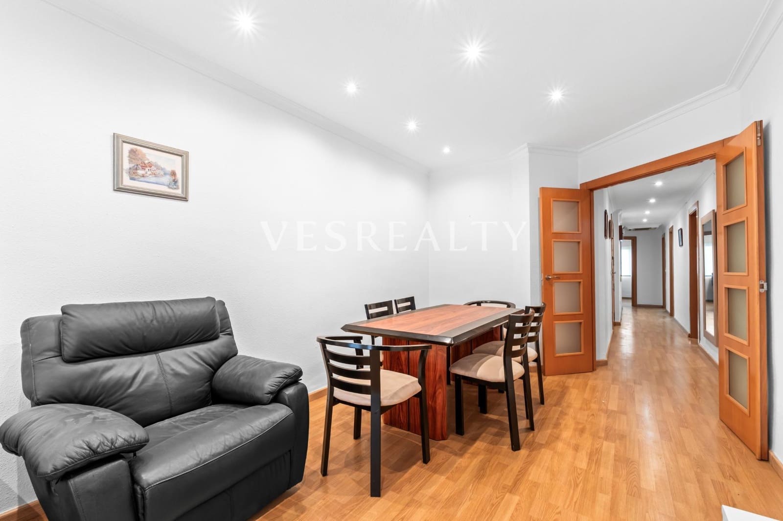 3 bedroom Flat for sale in Alicante / Alacant city - € 345,000 (Ref: 9977484)