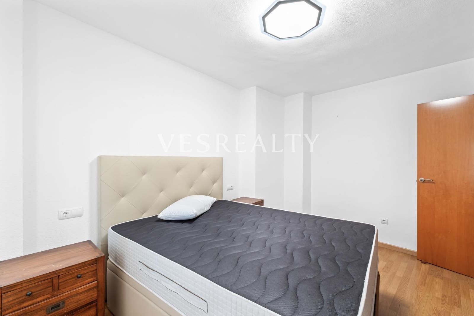 3 bedroom Flat for sale in Alicante / Alacant city - € 345,000 (Ref: 9977484)