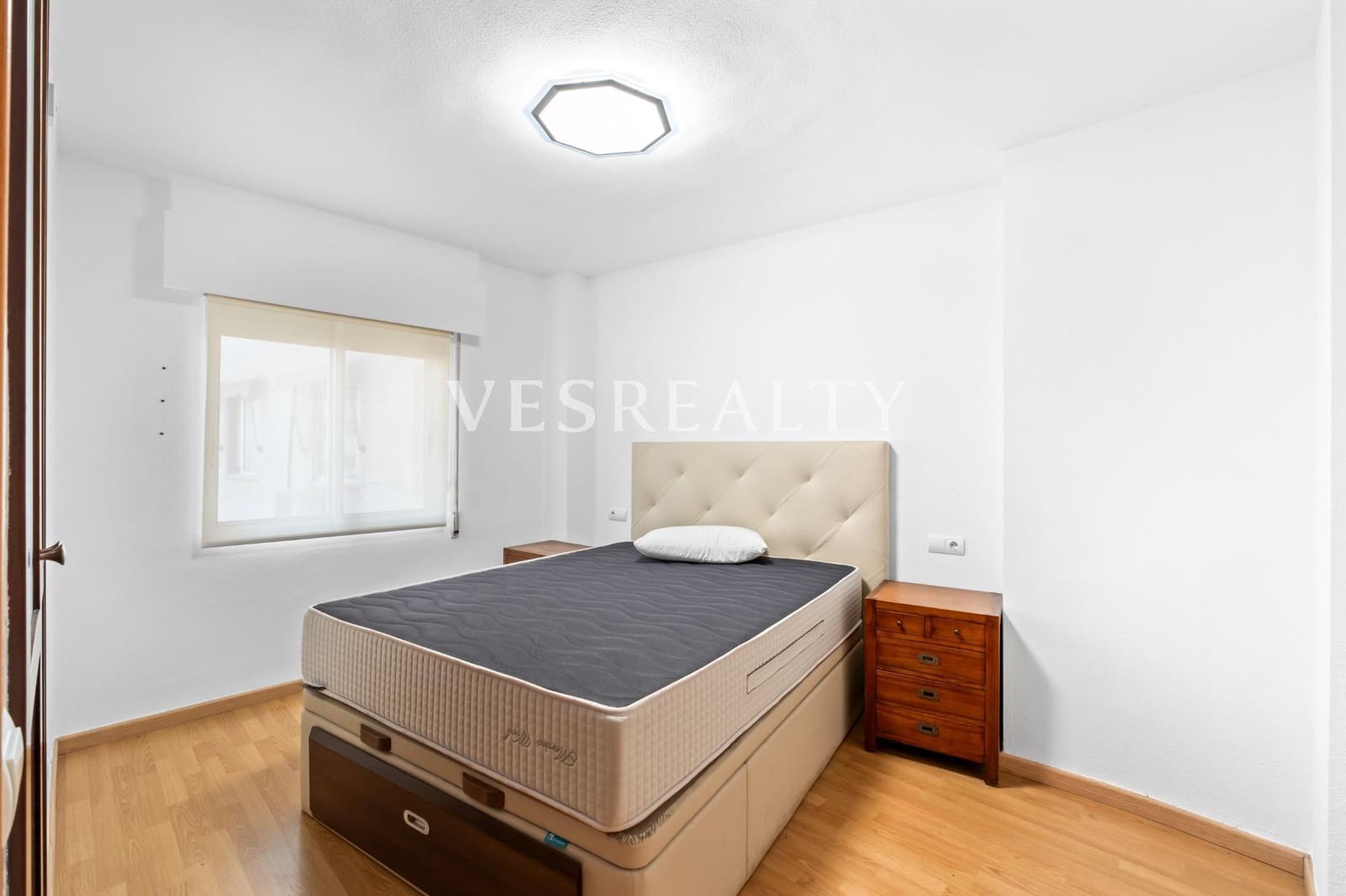 3 bedroom Flat for sale in Alicante / Alacant city - € 345,000 (Ref: 9977484)