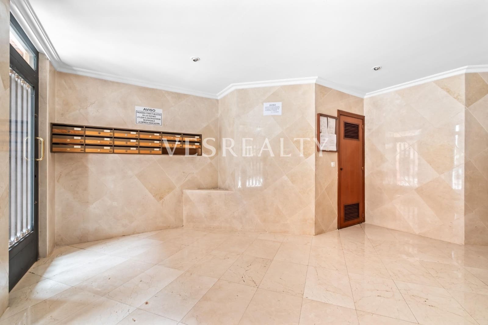 3 bedroom Flat for sale in Alicante / Alacant city - € 345,000 (Ref: 9977484)