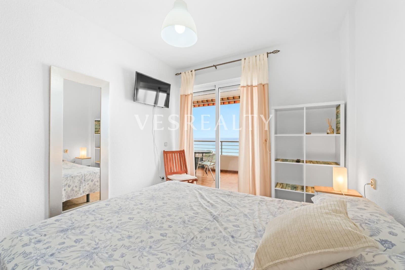 2 soverom Leilighet til leie i Playa de San Juan med svømmebasseng garasje - € 1 700 (Ref: 9977485)
