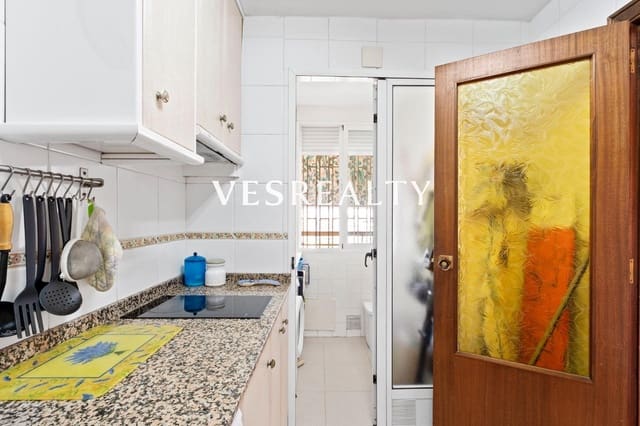 2 makuuhuone Asunto vuokrattavana paikassa Playa de San Juan, Alicante kaupunki mukana uima-altaan 
autotalli - 1 300 € (Ref: 9985137)