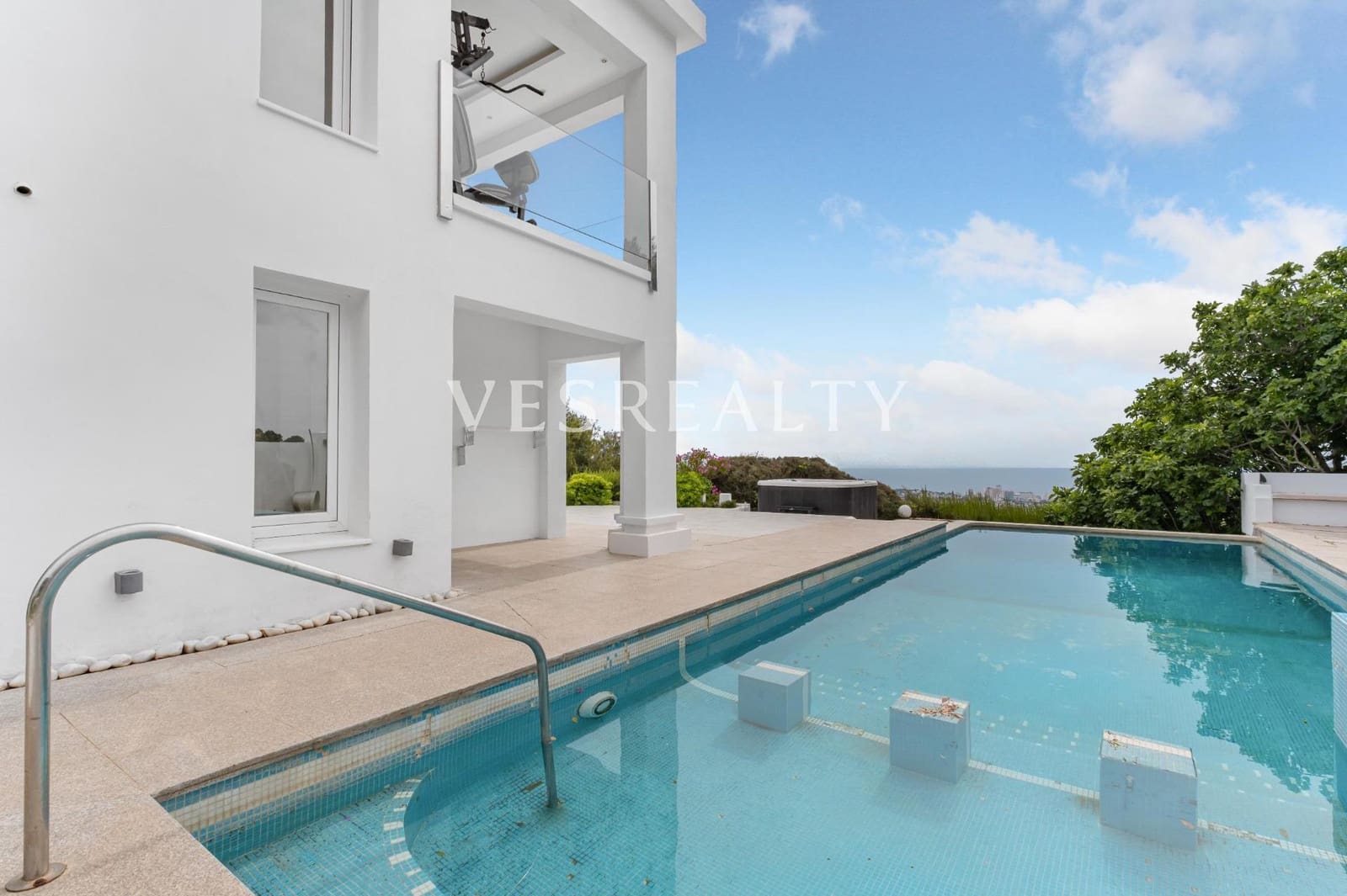 7 makuuhuone Huvila myytävänä paikassa Calpe / Calp mukana uima-altaan - 2 995 000 € (Ref: 9990876)