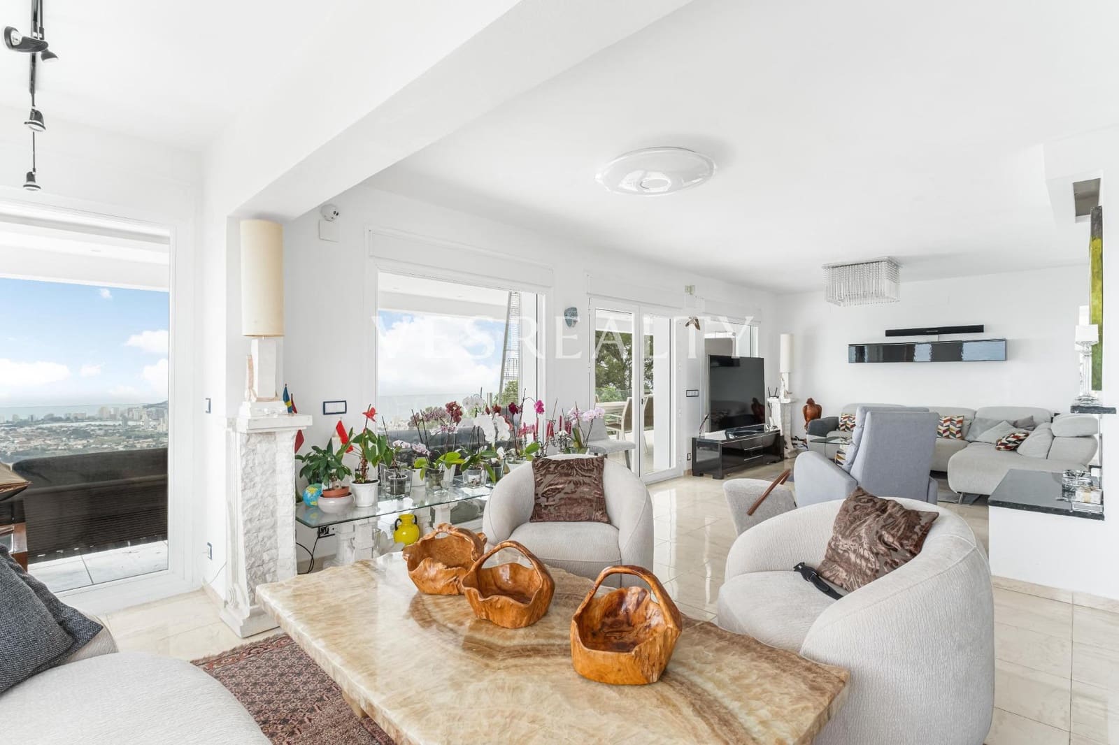 7 makuuhuone Huvila myytävänä paikassa Calpe / Calp mukana uima-altaan - 2 995 000 € (Ref: 9990876)
