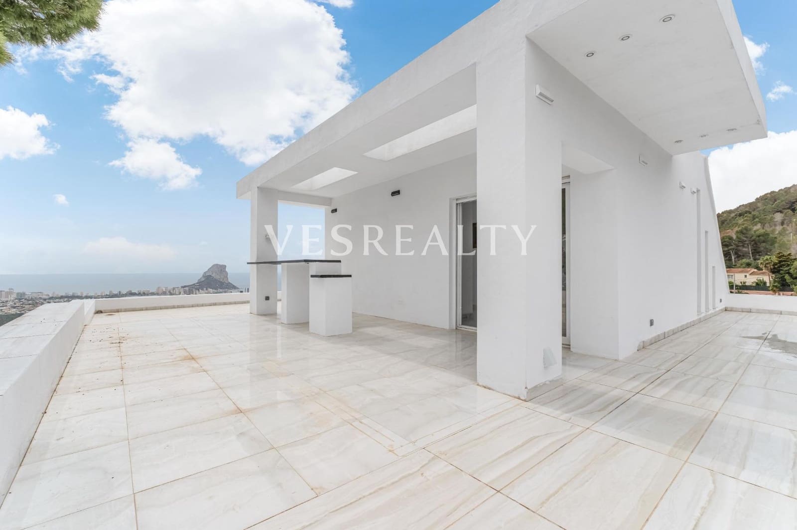 7 makuuhuone Huvila myytävänä paikassa Calpe / Calp mukana uima-altaan - 2 995 000 € (Ref: 9990876)