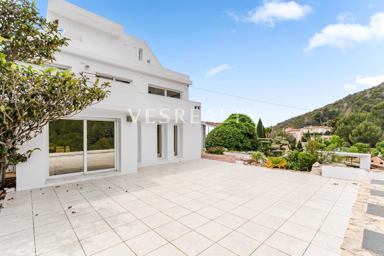 7 makuuhuone Huvila myytävänä paikassa Calpe / Calp mukana uima-altaan - 2 995 000 € (Ref: 9990876)
