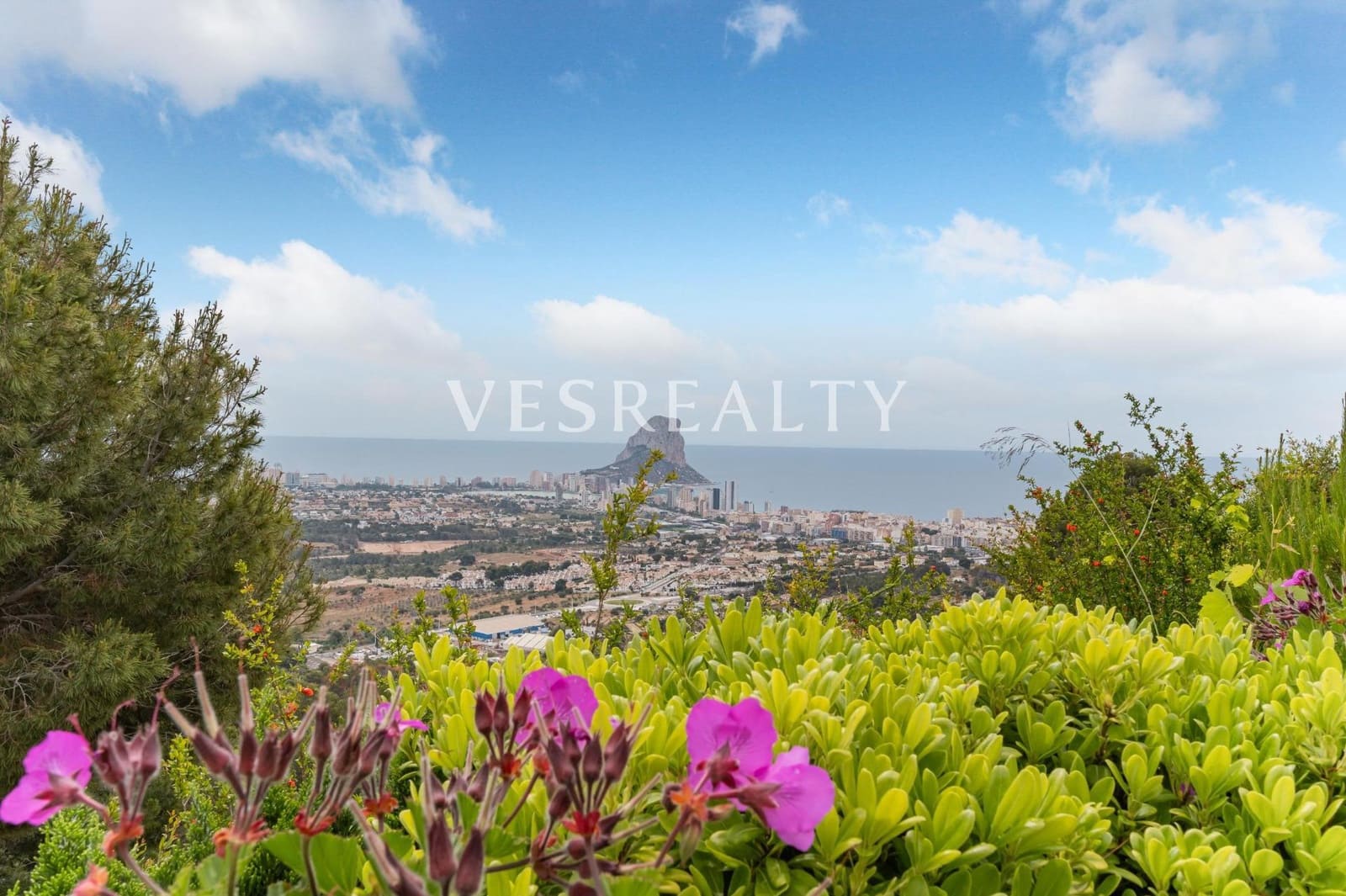 7 makuuhuone Huvila myytävänä paikassa Calpe / Calp mukana uima-altaan - 2 995 000 € (Ref: 9990876)