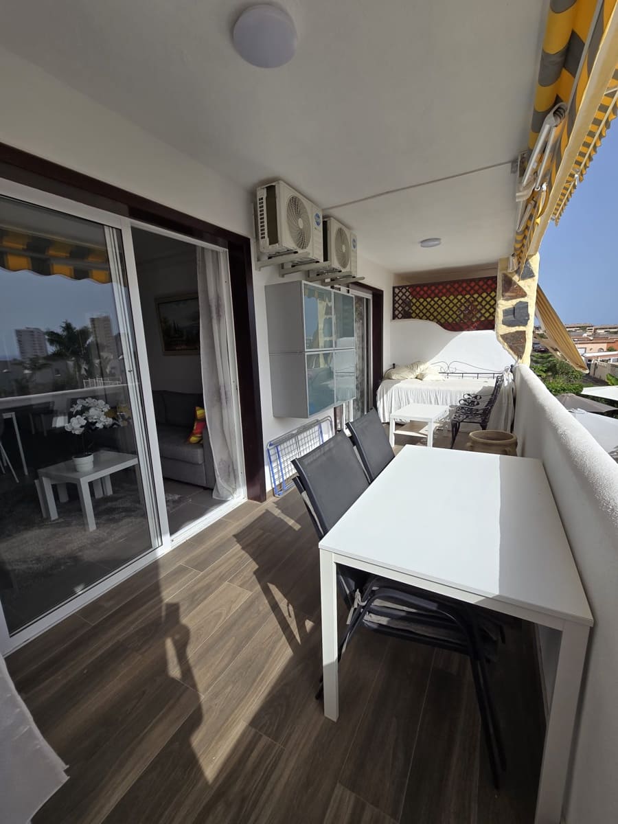 2 bedroom Apartment for sale in Playa Paraiso with pool garage - € 285,000 (Ref: 10009690)