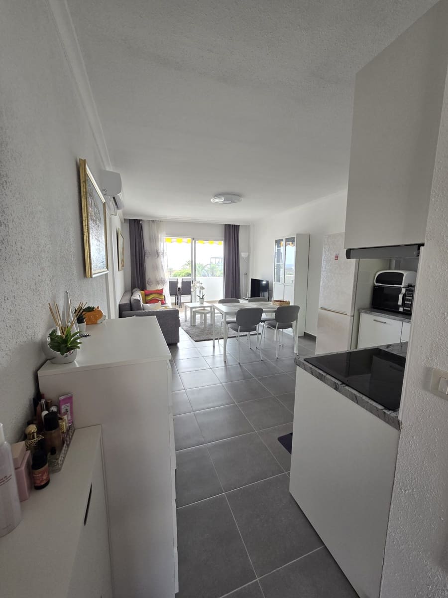 2 bedroom Apartment for sale in Playa Paraiso with pool garage - € 285,000 (Ref: 10009690)