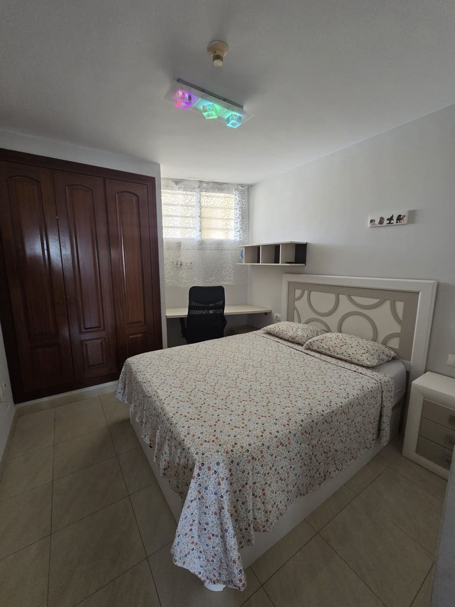 2 soverom Leilighet til salgs i Playa Paraiso med svømmebasseng - € 285 000 (Ref: 10039224)