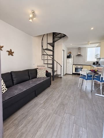 1 bedroom Bungalow for sale in Playa de las Américas, Adeje with pool garage - € 320,000 (Ref: 10116196)