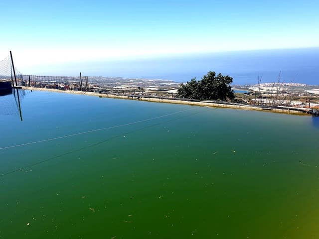 Finca/Landehus til salg i Guía de Isora med garage - € 218.000 (Ref: 8945545)