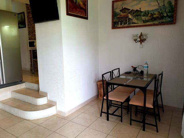 1 bedroom Apartment for sale in Los Cristianos, Arona with pool - € 234,999 (Ref: 8951673)