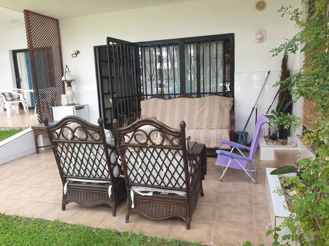 1 bedroom Apartment for sale in Los Cristianos, Arona with pool - € 234,999 (Ref: 8951673)