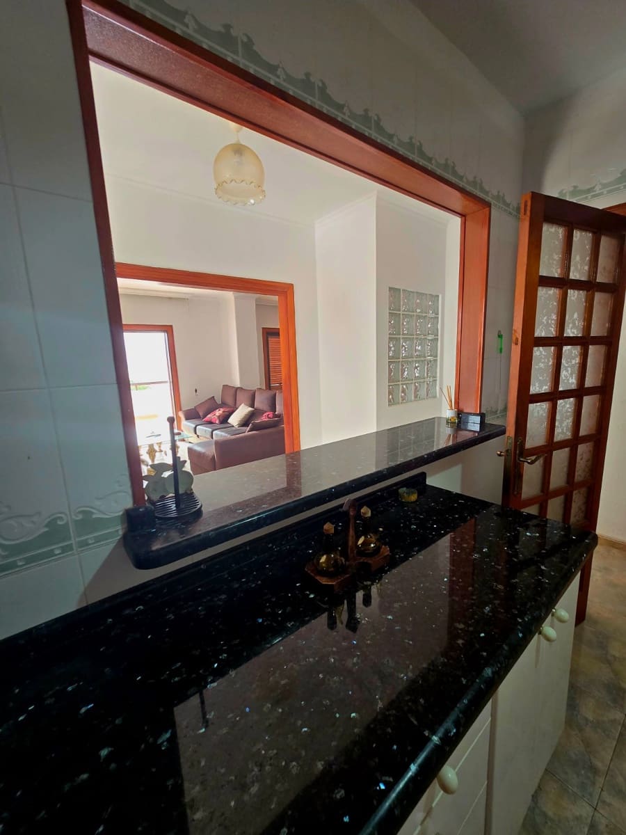 3 soveværelse Lejlighed til salg i Los Cristianos med swimmingpool garage - € 549.000 (Ref: 8952380)