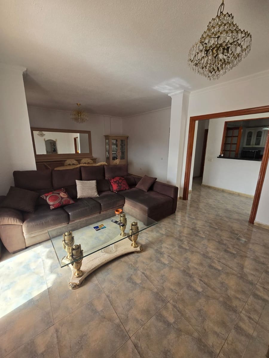 3 soveværelse Lejlighed til salg i Los Cristianos med swimmingpool garage - € 549.000 (Ref: 8952380)