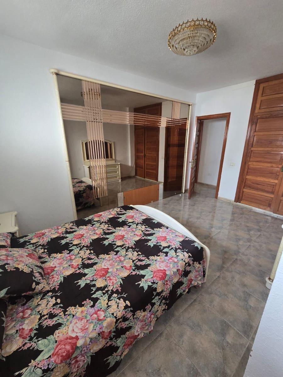 3 soveværelse Lejlighed til salg i Los Cristianos med swimmingpool garage - € 549.000 (Ref: 8952380)