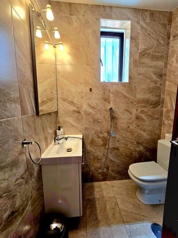 5 sypialnia Dom na sprzedaż w San Eugenio Alto, Adeje z garażem - 625 000 € (Ref: 9148566)