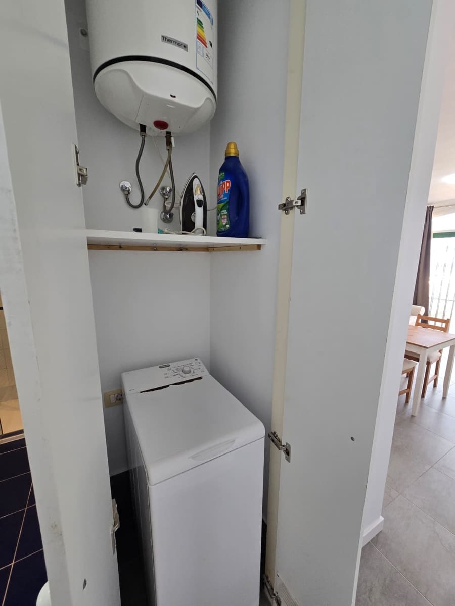 Apartamento de 1 habitación en Costa Adeje en venta con piscina - 245.000 € (Ref: 9256641)