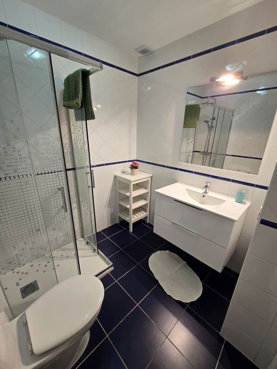 Apartamento de 1 habitación en Costa Adeje en venta con piscina - 245.000 € (Ref: 9256641)
