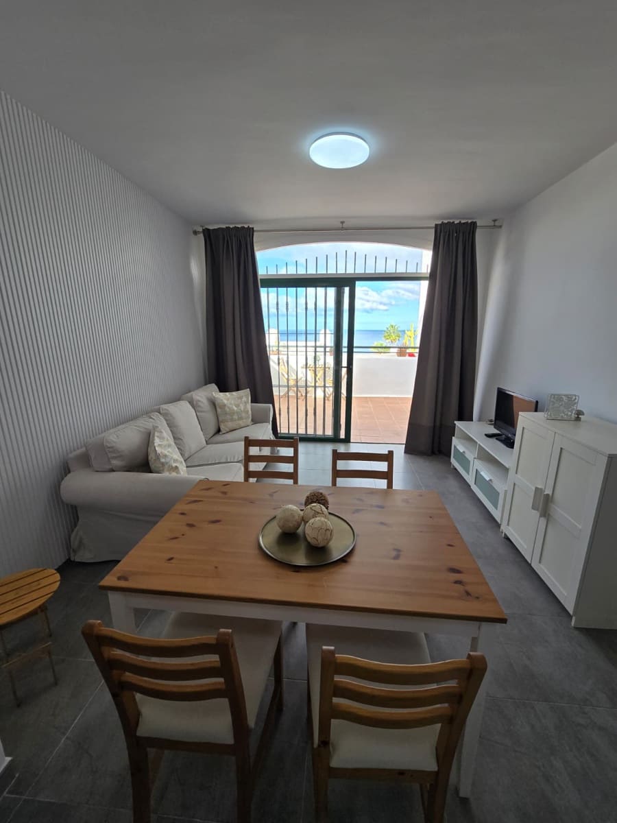 Apartamento de 1 habitación en Costa Adeje en venta con piscina - 245.000 € (Ref: 9256641)