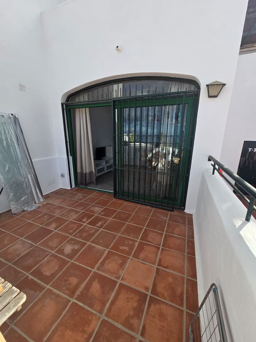 Apartamento de 1 habitación en Costa Adeje en venta con piscina - 245.000 € (Ref: 9256641)