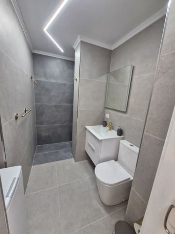 1 soveværelse Lejlighed til salg i Los Cristianos, Arona med swimmingpool - € 565.000 (Ref: 9337040)