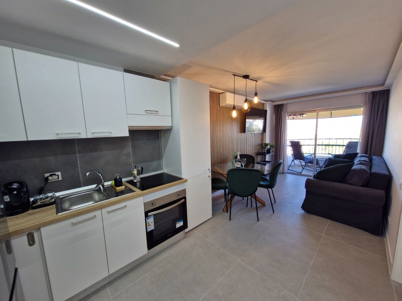 1 soveværelse Lejlighed til salg i Los Cristianos med swimmingpool - € 565.000 (Ref: 9337040)