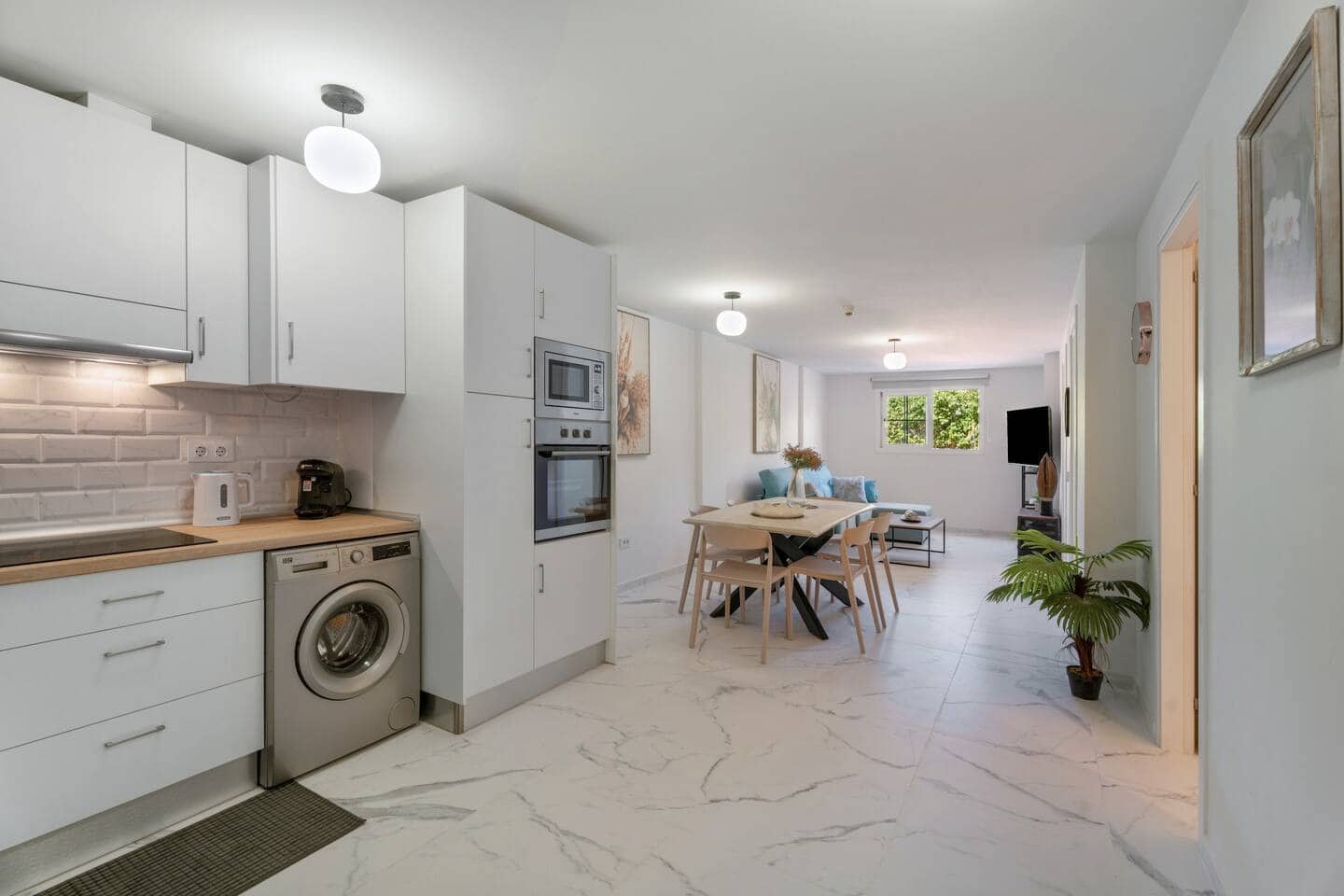 2 sovrum Lägenhet till salu i Los Cristianos med pool - 290 000 € (Ref: 9452902)