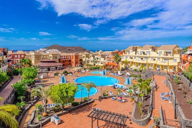 2 sypialnia Apartament na sprzedaż w Los Cristianos, Arona z basenem - 290 000 € (Ref: 9452902)