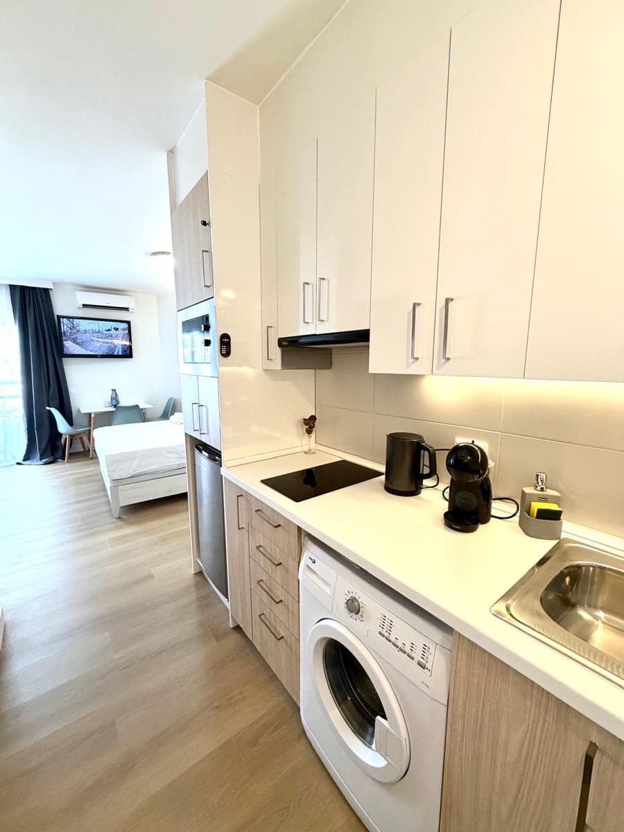 Apartment for sale in Playa Paraiso with pool - € 215,000 (Ref: 9702403)