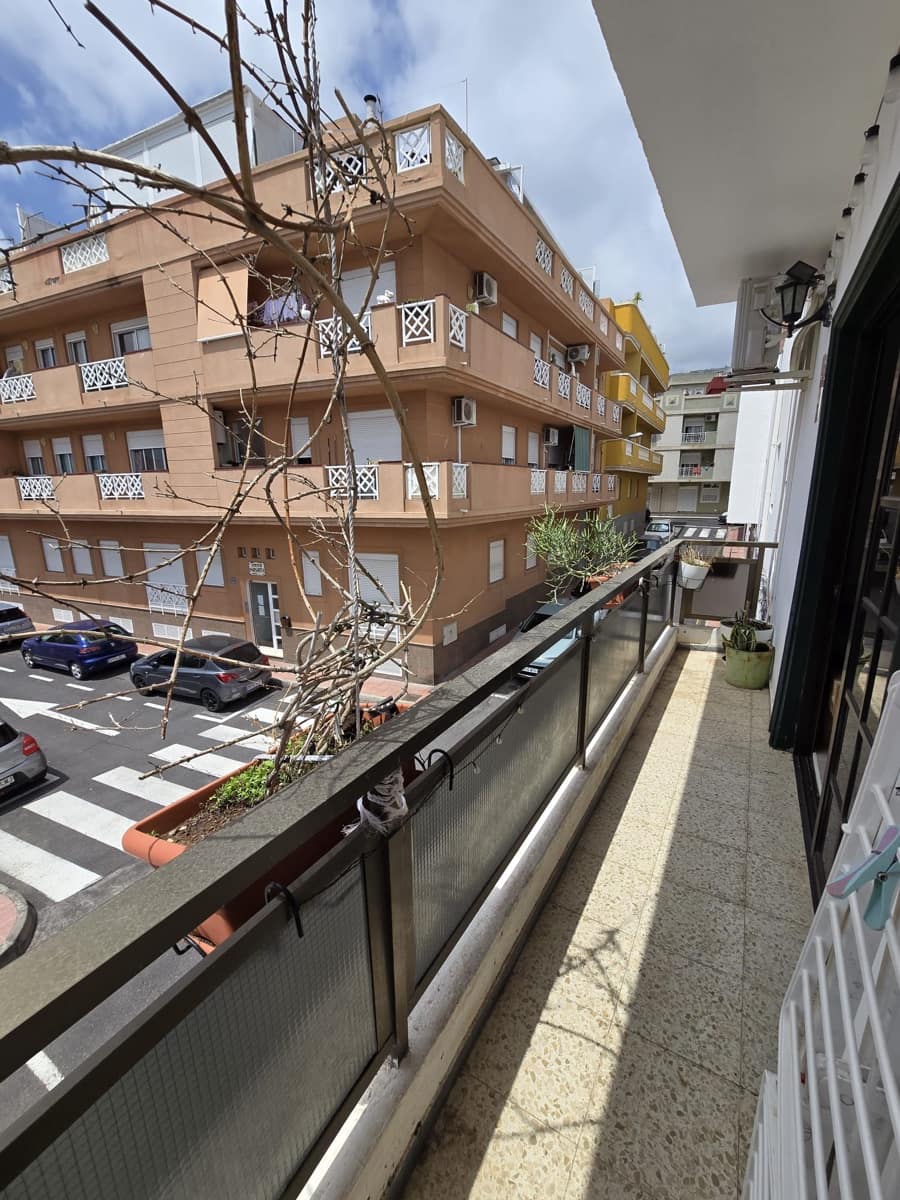 2 soveværelse Lejlighed til salg i Valle de San Lorenzo - € 230.000 (Ref: 9755119)