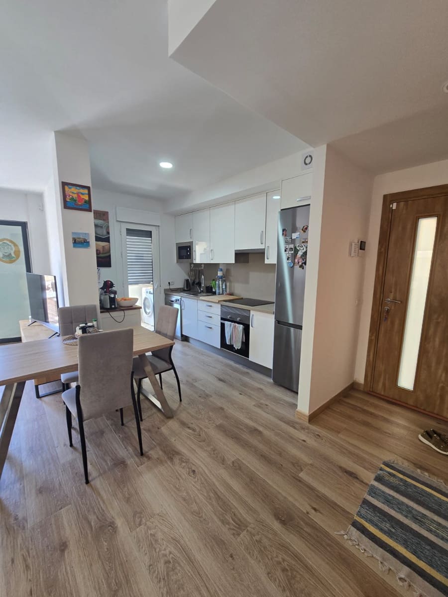 Apartamento de 2 habitaciones en La Estrella en venta con piscina garaje - 350.000 € (Ref: 9758291)