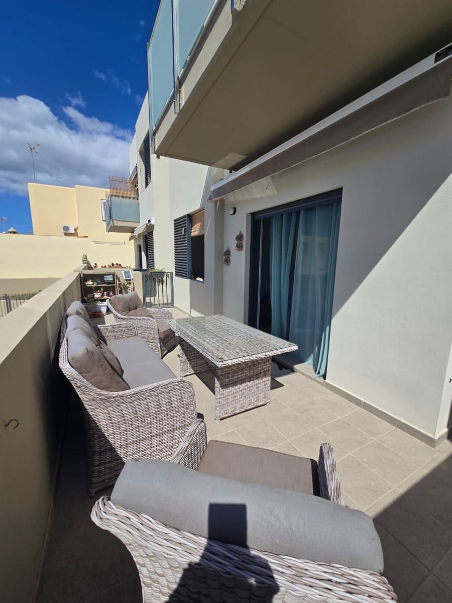 Apartamento de 2 habitaciones en La Estrella en venta con piscina garaje - 350.000 € (Ref: 9758291)