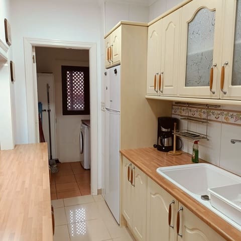 2 makuuhuone Huoneisto myytävänä paikassa Costa del Silencio, Arona mukana uima-altaan 
autotalli - 276 000 € (Ref: 9778761)