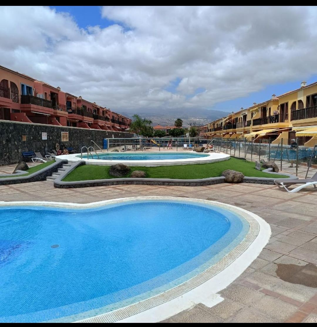 2 bedroom Apartment for sale in Costa del Silencio with pool garage - € 276,000 (Ref: 9778761)