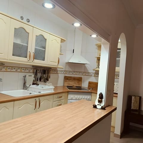 2 makuuhuone Huoneisto myytävänä paikassa Costa del Silencio, Arona mukana uima-altaan 
autotalli - 276 000 € (Ref: 9778761)