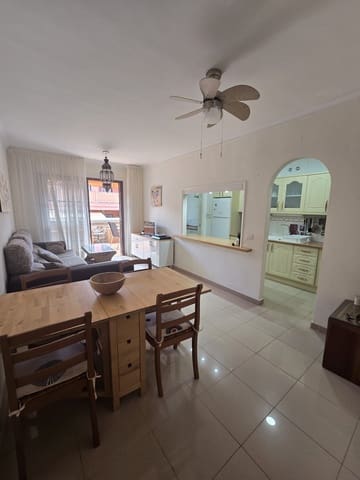 2 soverom Leilighet til salgs i Costa del Silencio, Arona med svømmebasseng garasje - € 276 000 (Ref: 9778761)