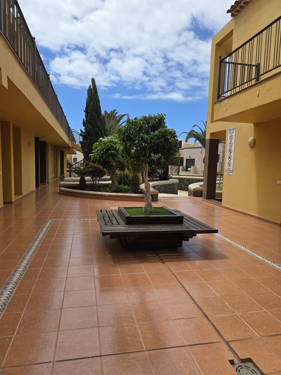 2 sovrum Lägenhet till salu i Costa del Silencio med pool garage - 270 000 € (Ref: 9778761)