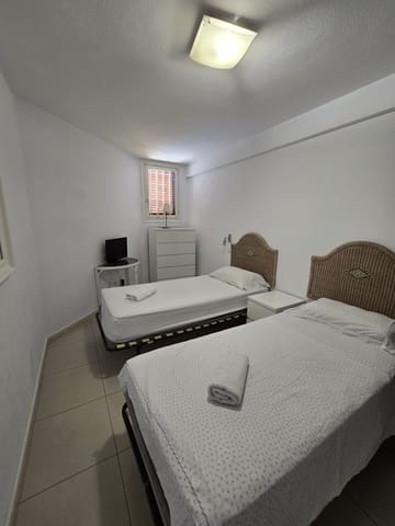 1 sovrum Lägenhet till salu i Playa de las Américas, Adeje med pool - 279 000 € (Ref: 9841515)