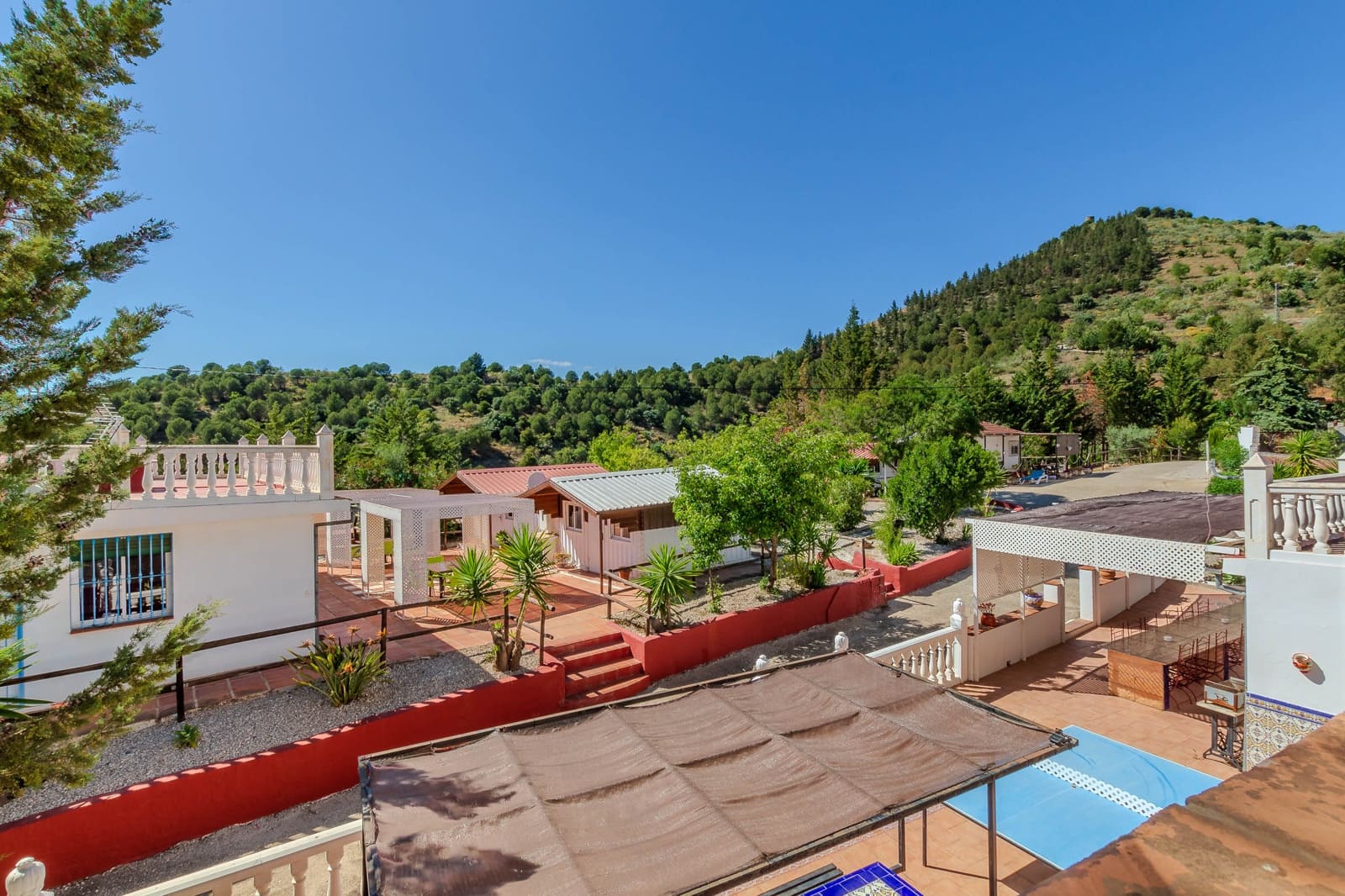 16 soveværelse Finca/Landehus til salg i Casabermeja med swimmingpool garage - € 1.100.000 (Ref: 9028334)