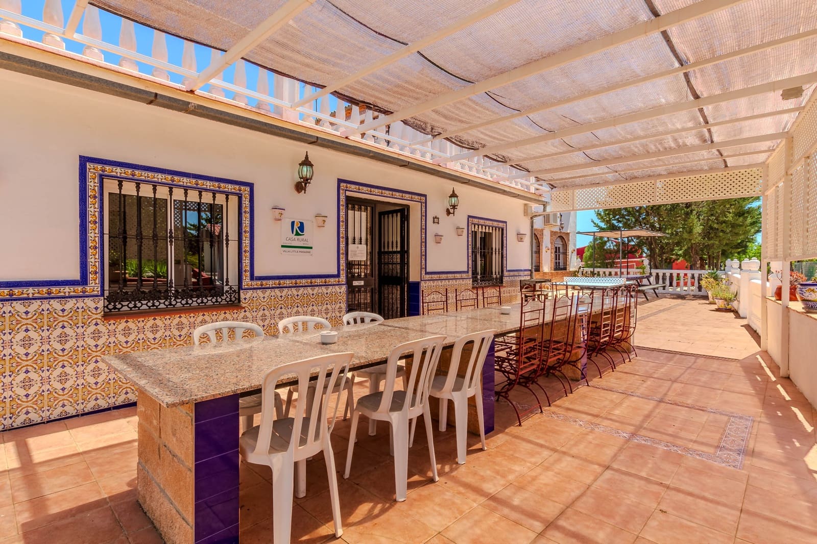 16 soveværelse Finca/Landehus til salg i Casabermeja med swimmingpool garage - € 1.100.000 (Ref: 9028334)