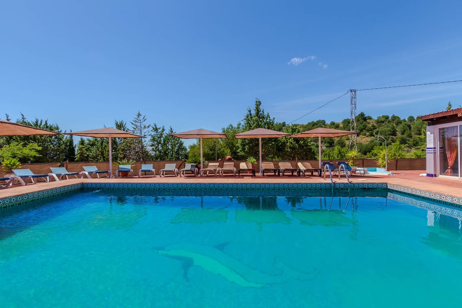 16 soveværelse Finca/Landehus til salg i Casabermeja med swimmingpool garage - € 1.100.000 (Ref: 9028334)