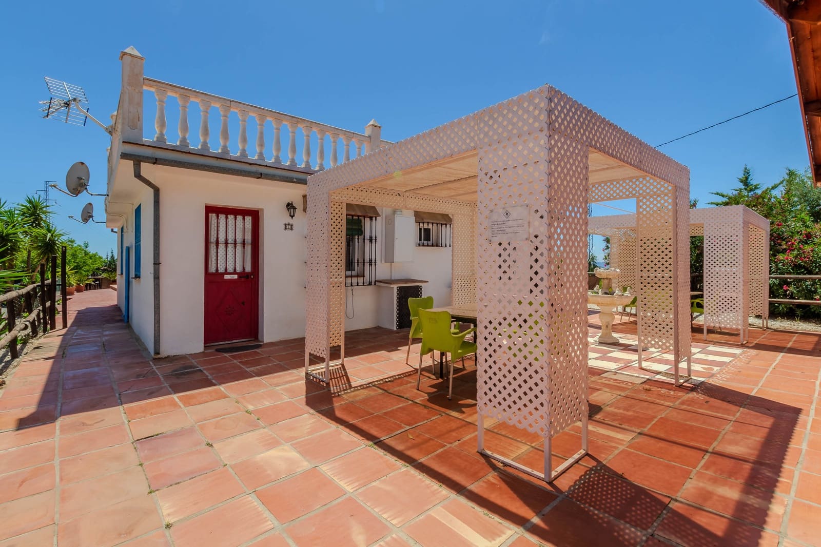 16 soveværelse Finca/Landehus til salg i Casabermeja med swimmingpool garage - € 1.100.000 (Ref: 9028334)