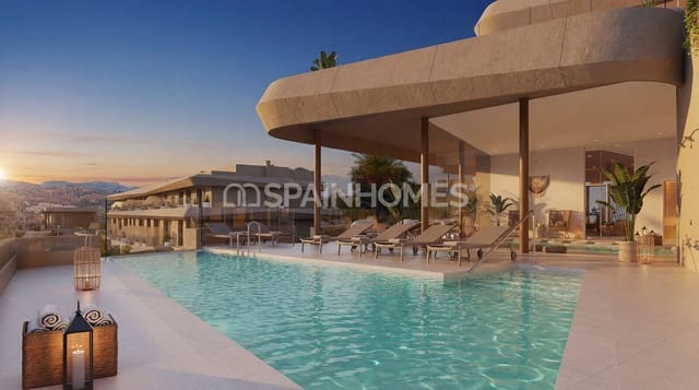 4 bedroom Villa for sale in La Cala de Mijas, Mijas with pool - € 1,425,000 (Ref: 10023541)