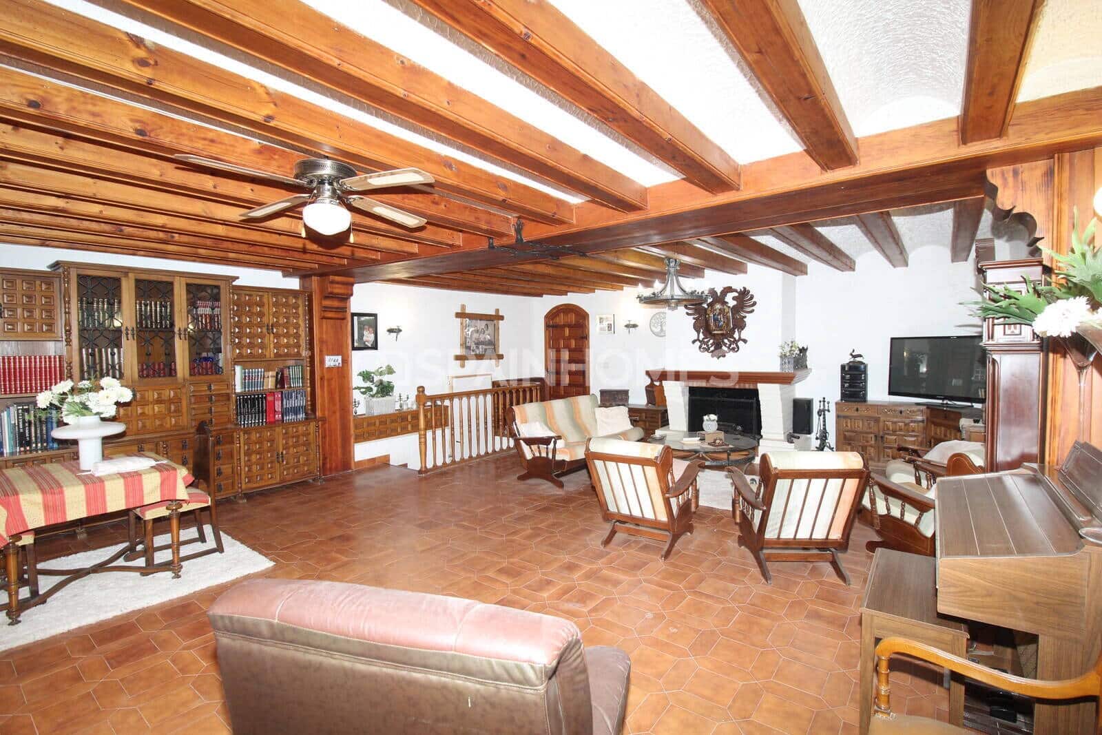 13 soveværelse Villa til salg i Elda med swimmingpool - € 899.000 (Ref: 10023543)