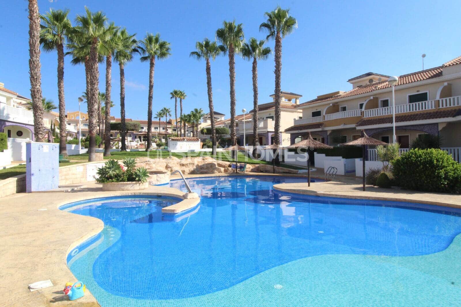 3 Zimmer Villa zu verkaufen in Ciudad Quesada mit Pool - 335.000 € (Ref: 10023544)