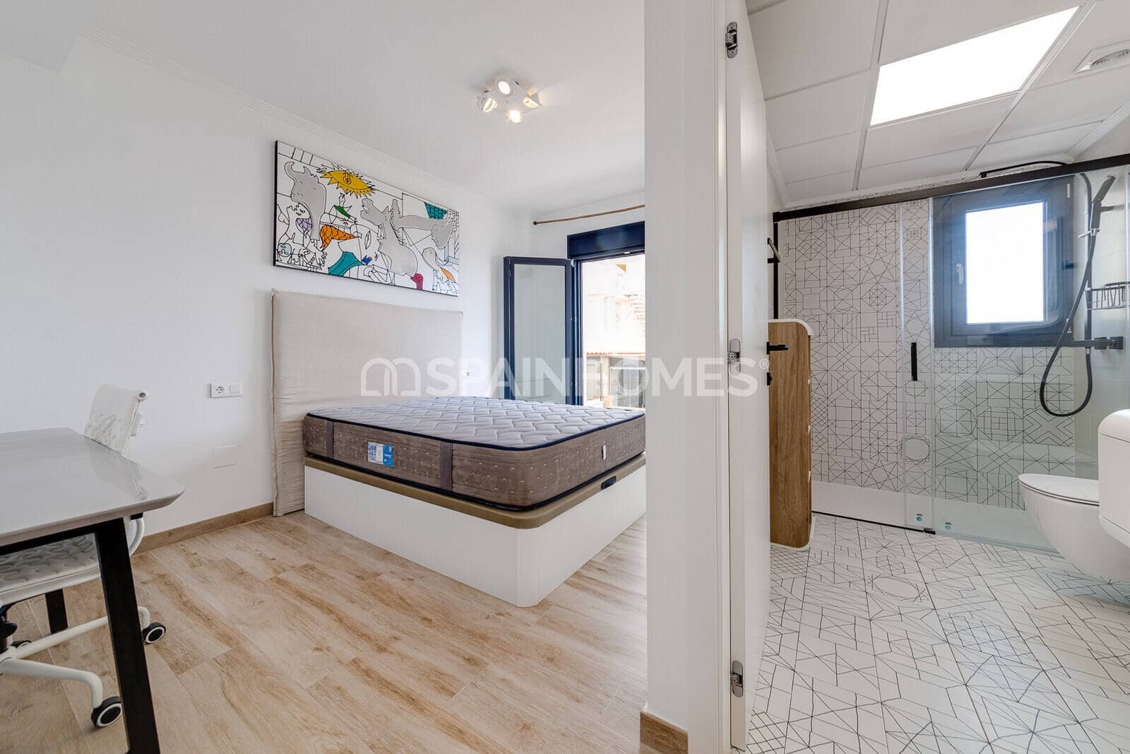 4 Zimmer Villa zu verkaufen in Torrevieja mit Pool - 990.000 € (Ref: 10034878)
