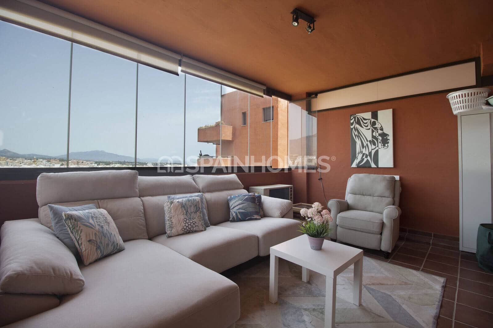 2 slaapkamer Flat te koop in Estepona met zwembad - € 450.000 (Ref: 10048719)