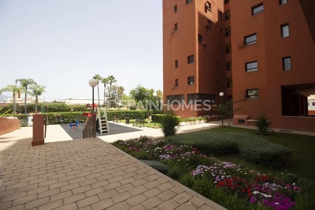 2 slaapkamer Flat te koop in Puerto de Estepona, Estepona met zwembad - € 450.000 (Ref: 10048719)